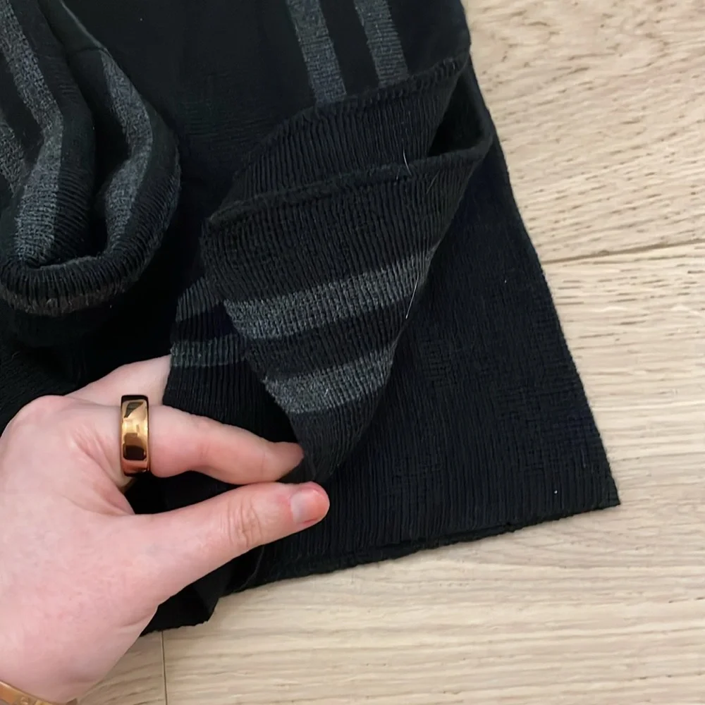 Dockers beanie and scarf